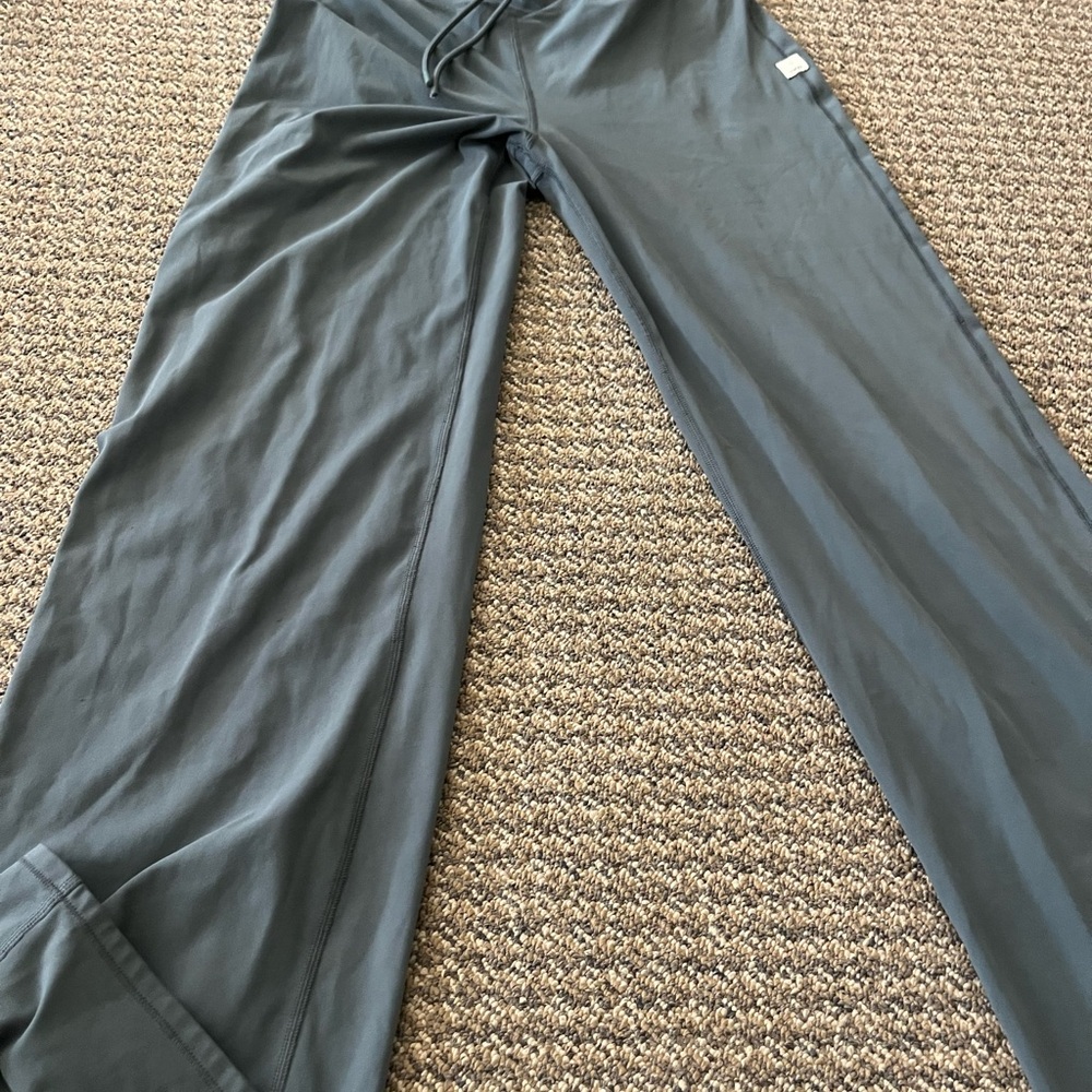 Vuori Charcoal Performance Pants